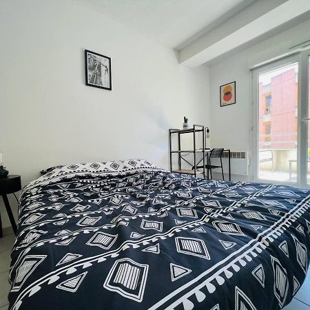 Apartamento Studio Le 2, Free Parking, Free Wifi, Transports Nimes Exterior foto