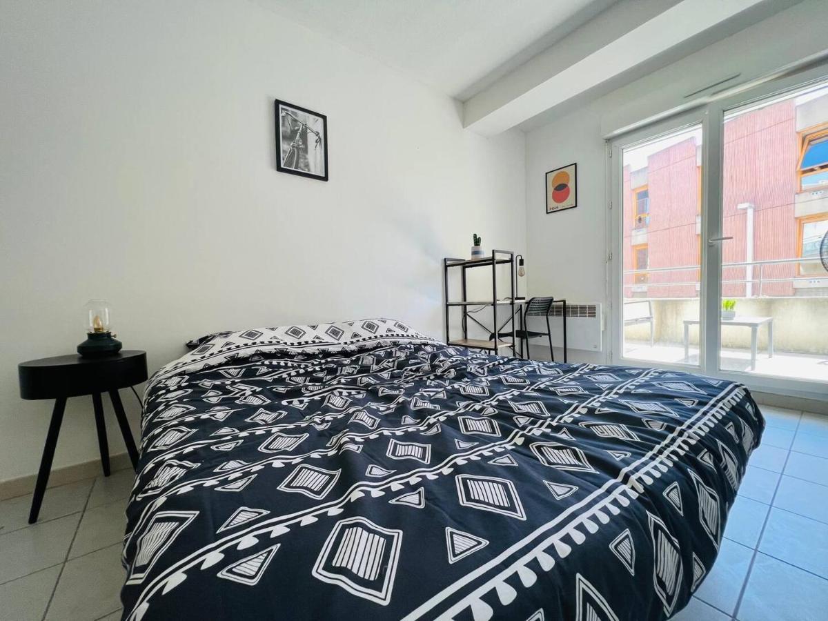 Apartamento Studio Le 2, Free Parking, Free Wifi, Transports Nimes Exterior foto